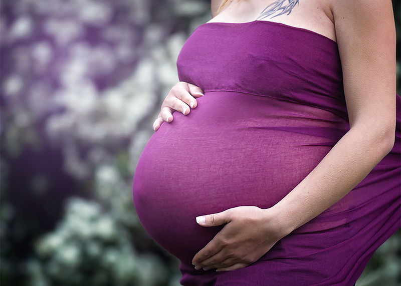 Fotograf-Babybauch-Fotoshooting-Bildwerk-Bayern-Bellyshooting